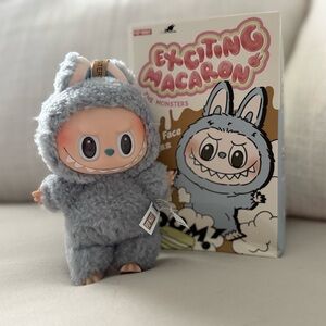 ✨SOLd✨Exciting Macaron Sea Salt Coconut Labubu